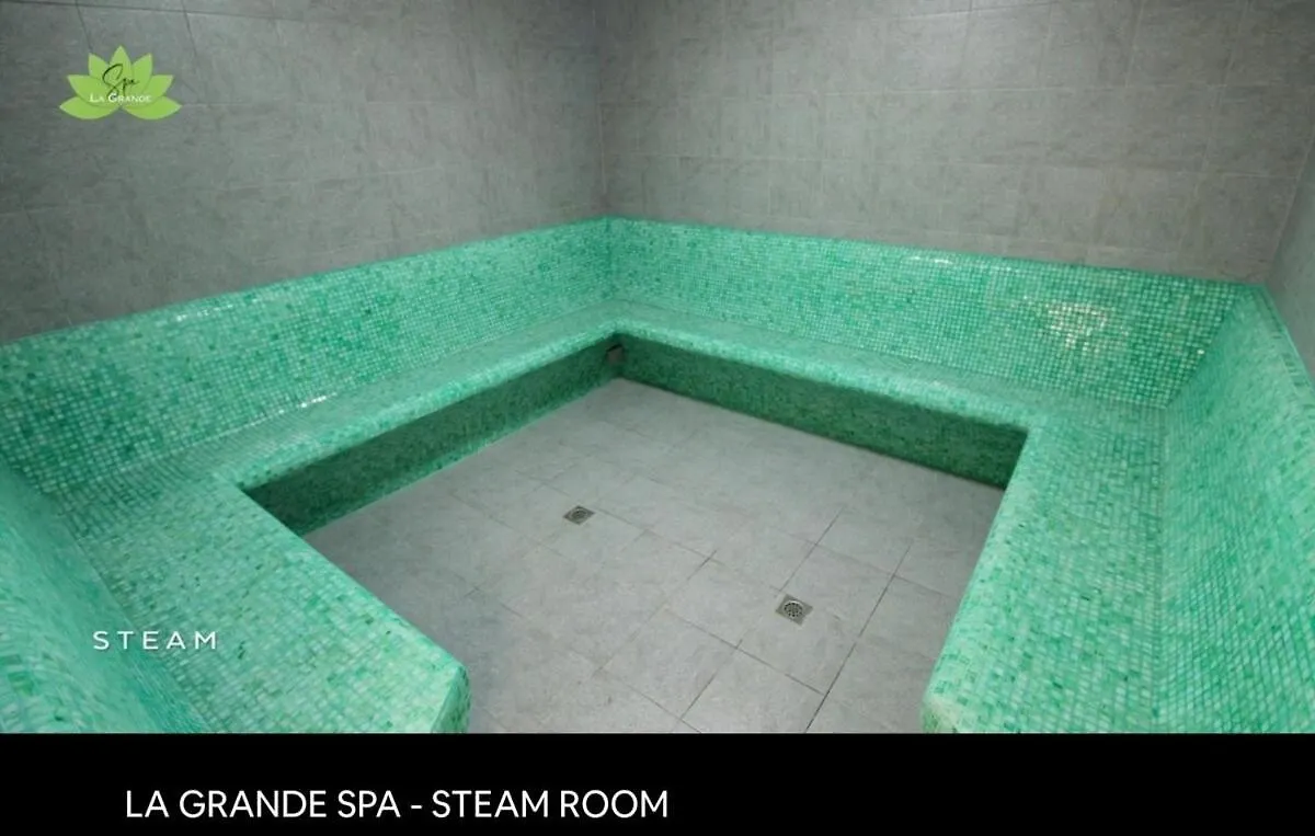 Apartament La Grande 11Th Floor Phase 2, Posh 1Br Balcony! Angeles