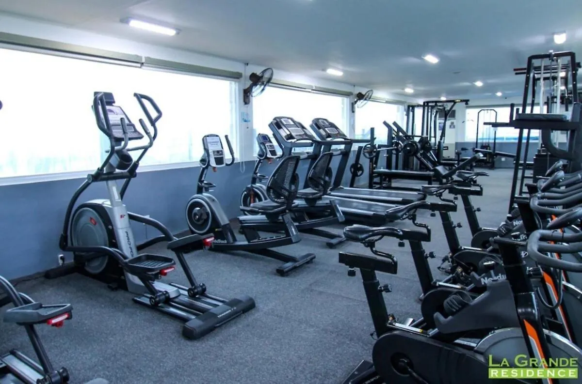 Apartament La Grande 11Th Floor Phase 2, Posh 1Br Balcony! Angeles